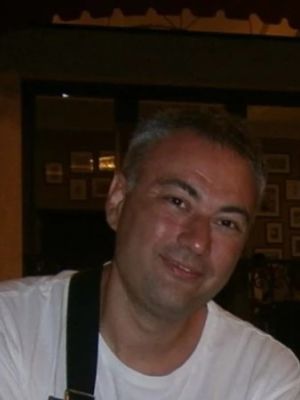 Dr Bojan Milovanović