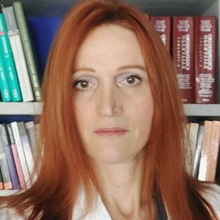 Dr Radica Hodak