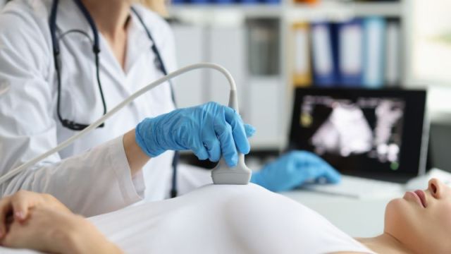 Kalcifikacije u dojkama: uzroci, simptomi i dijagnostika Kalcifikacije u dojkama: uzroci, simptomi i dijagnostika